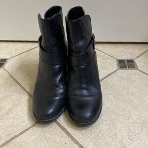 BCBGeneration BG- ARIES - Size 8.5M